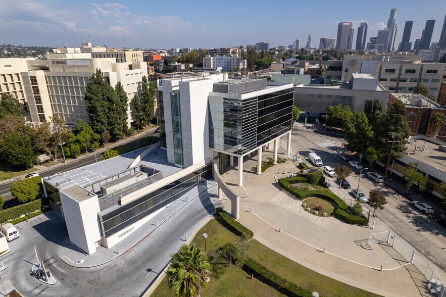 2200 W 3rd St, Los Angeles, CA à louer - Aérien - Image 3 de 6