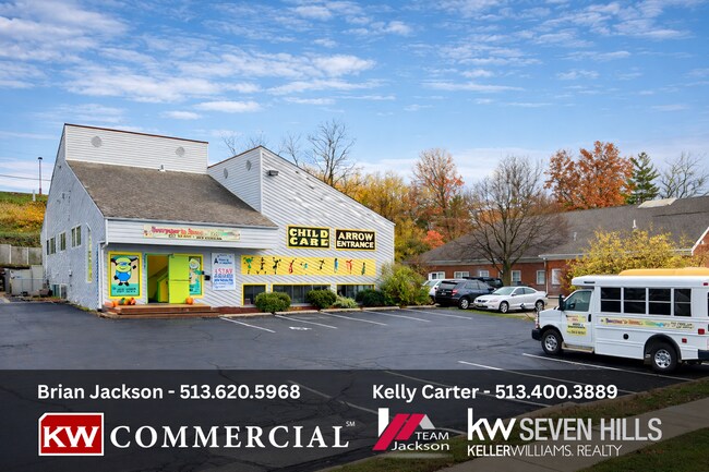 Plus de détails pour 3274 Westbourne Dr, Cincinnati, OH - Commerce de détail à vendre