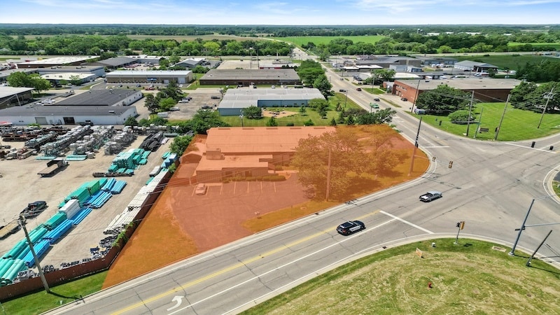 1145 N Old Rand Rd, Wauconda, IL for lease - Building Photo - Image 2 of 22