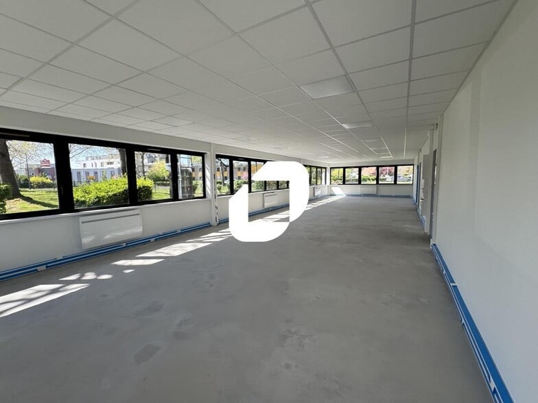 11 Rue Du Tanin, Lingolsheim for lease - Interior Photo - Image 2 of 17