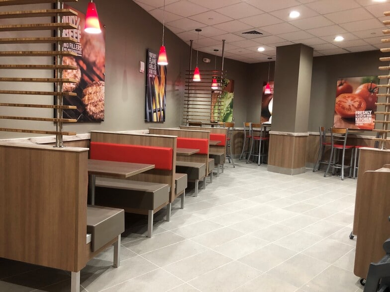 98-1005 Moanalua Rd, Aiea, HI for lease - Interior Photo - Image 2 of 3