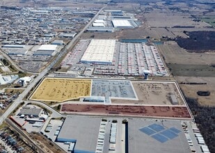 3 Manchester Crt, Bolton, ON - AERIAL  map view