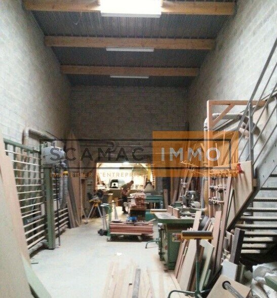 Industriel dans Ozoir-la-Ferrière à louer - Photo du bâtiment - Image 3 de 5