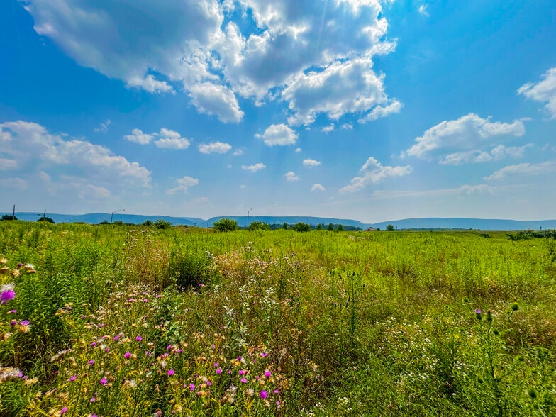 Venture Dr, Bellefonte, PA for lease - Primary Photo - Image 3 of 5