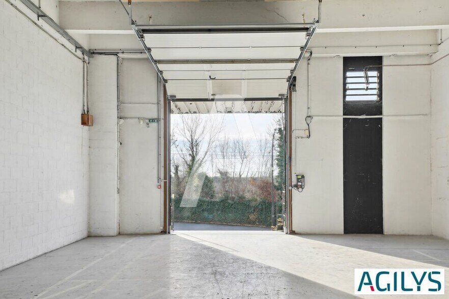 32 Rue De Montlhéry, Rungis for lease - Interior Photo - Image 1 of 12