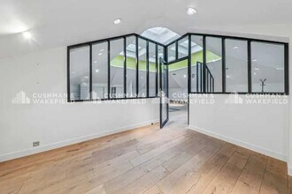 48 Rue De La Bienfaisance, Paris for lease Interior Photo- Image 1 of 6