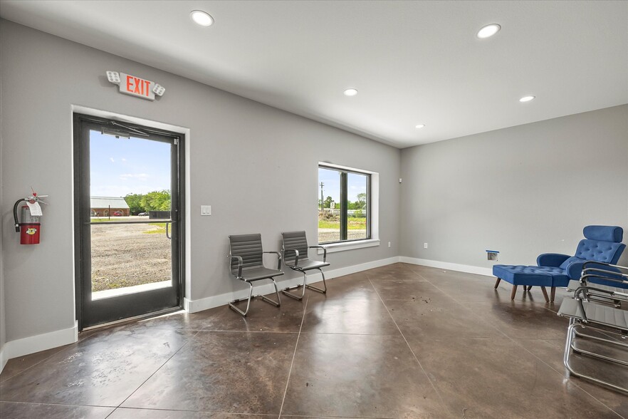 4241 S Tx-34, Greenville, TX à vendre - Photo intérieure - Image 3 de 6