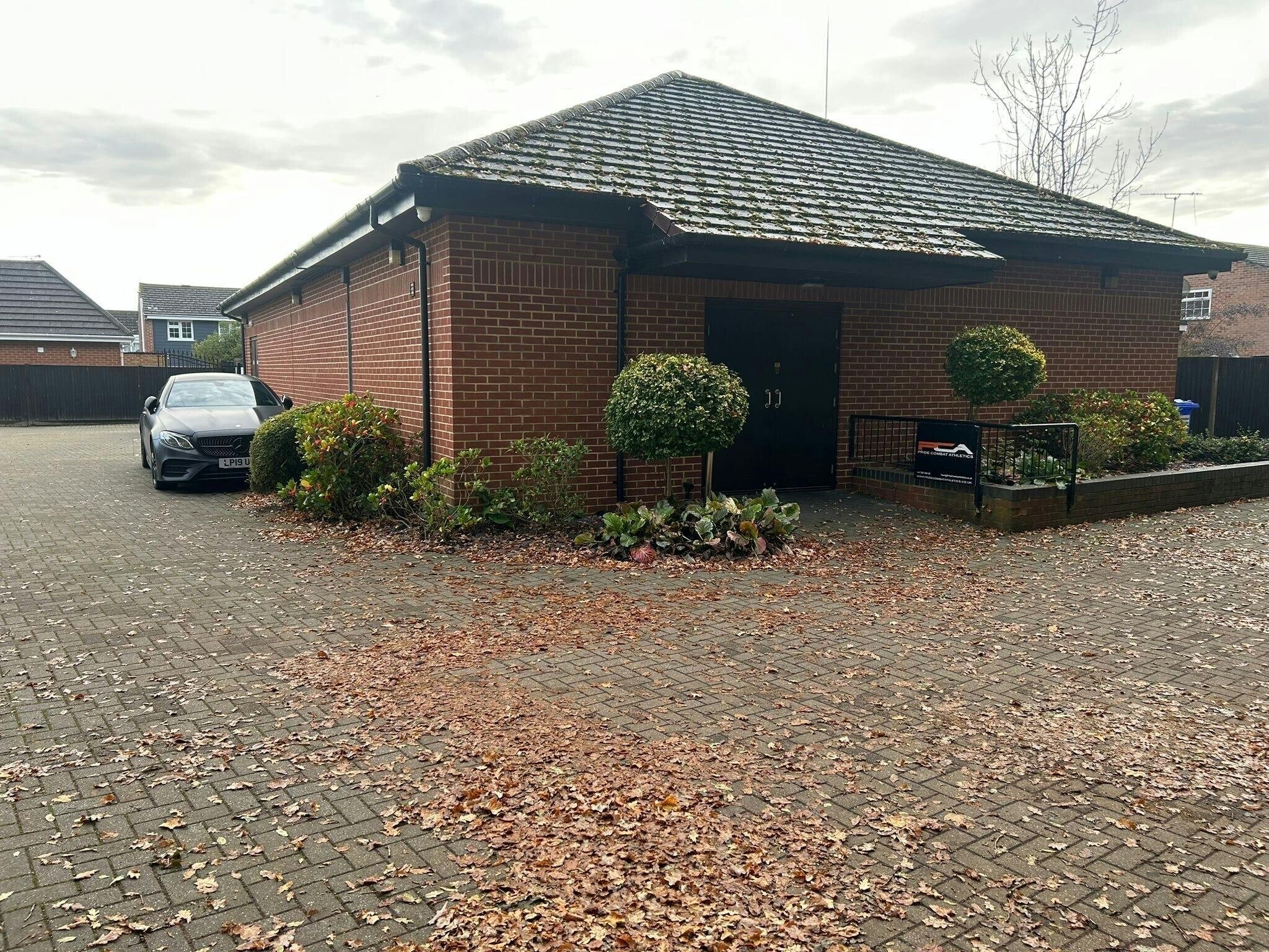 Gloucester Gardens, Bagshot à vendre Photo du bâtiment- Image 1 de 13