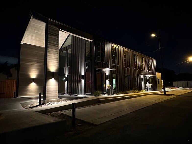 2318 Morelos, Austin, TX à vendre - Photo du bâtiment - Image 3 de 34