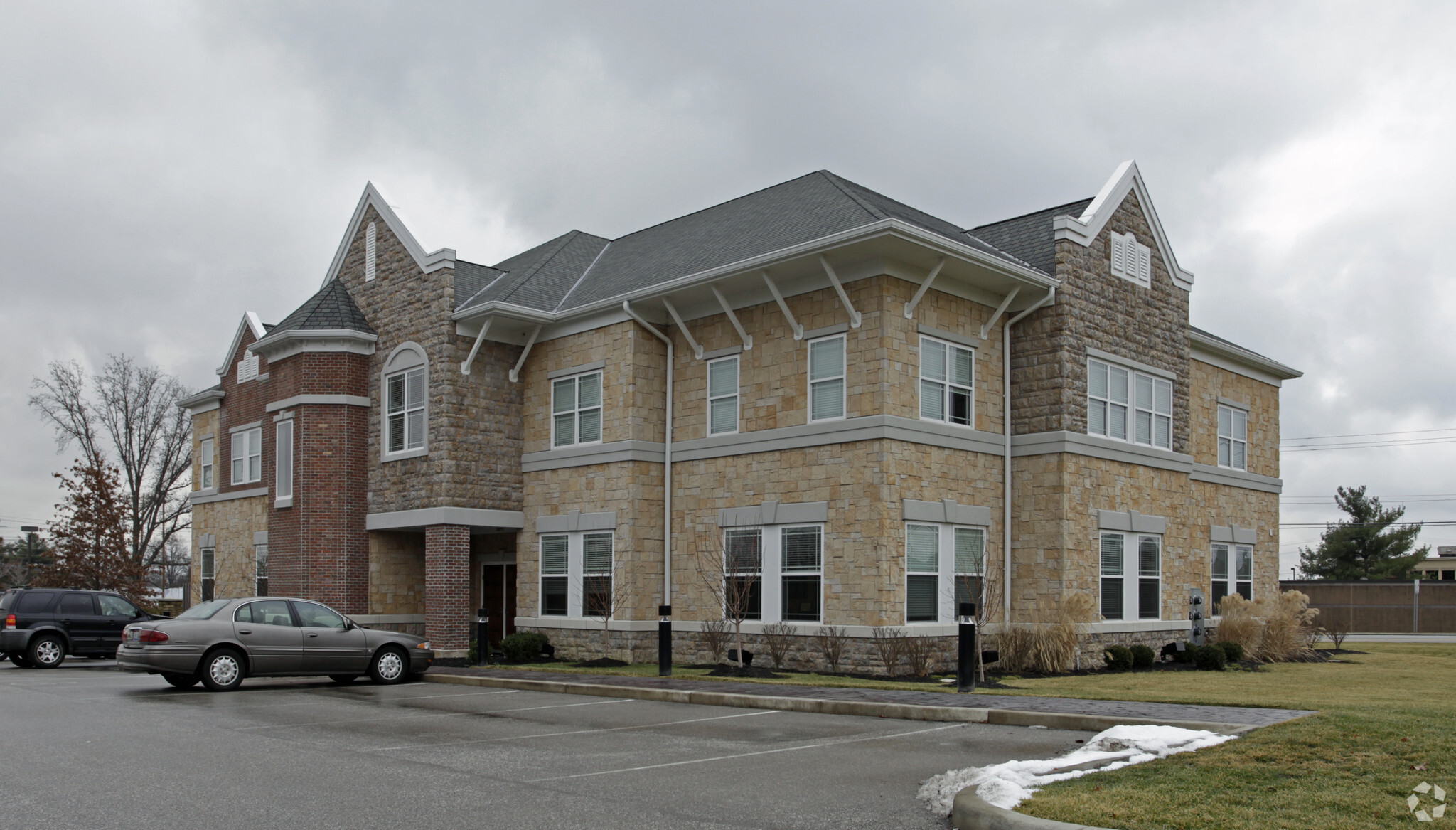 8316 Cornell Rd, Cincinnati, OH for lease Primary Photo- Image 1 of 4