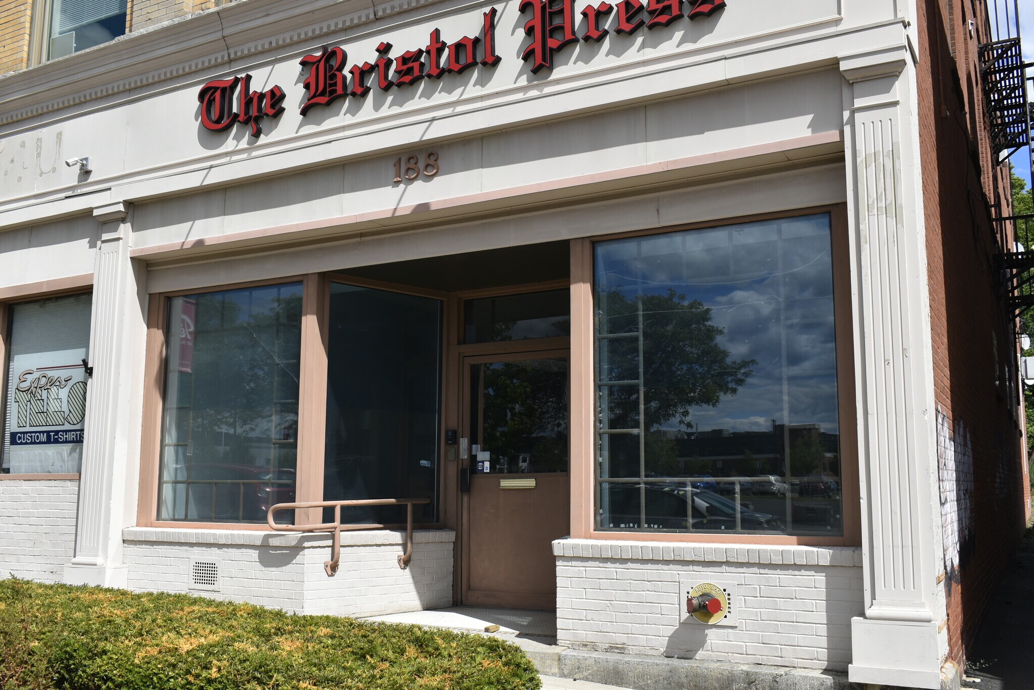 188-194 Main St, Bristol, CT for lease Building Photo- Image 1 of 7