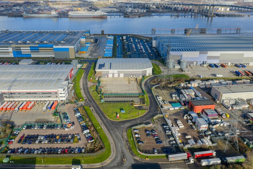 Littlebrook Way, Dartford à louer - Photo du bâtiment - Image 2 de 12