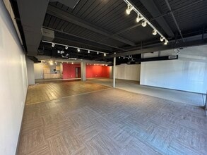 2290 Alahao Pl, Honolulu, HI for lease Interior Photo- Image 2 of 5