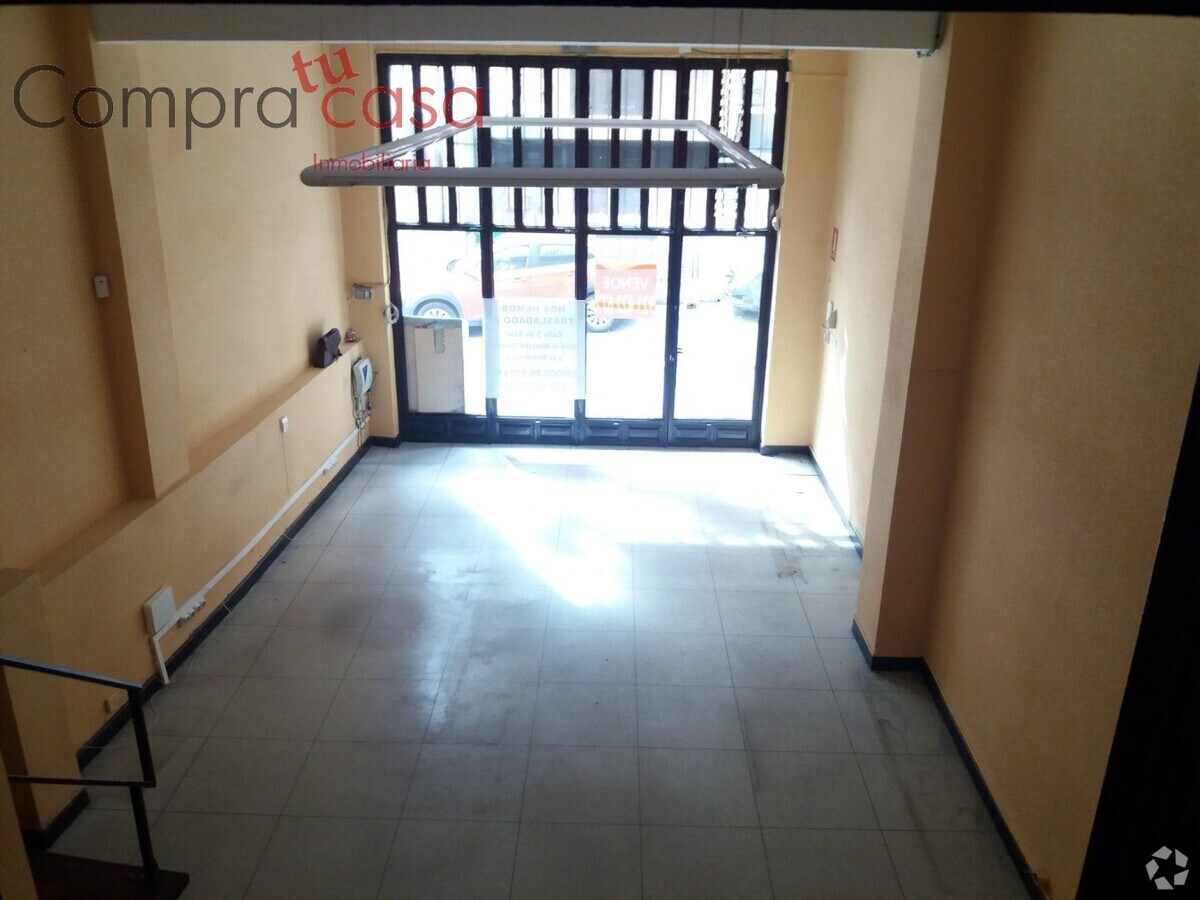 Segovia, SEG 40002 - - - Interior Photo - Image 2 of 5