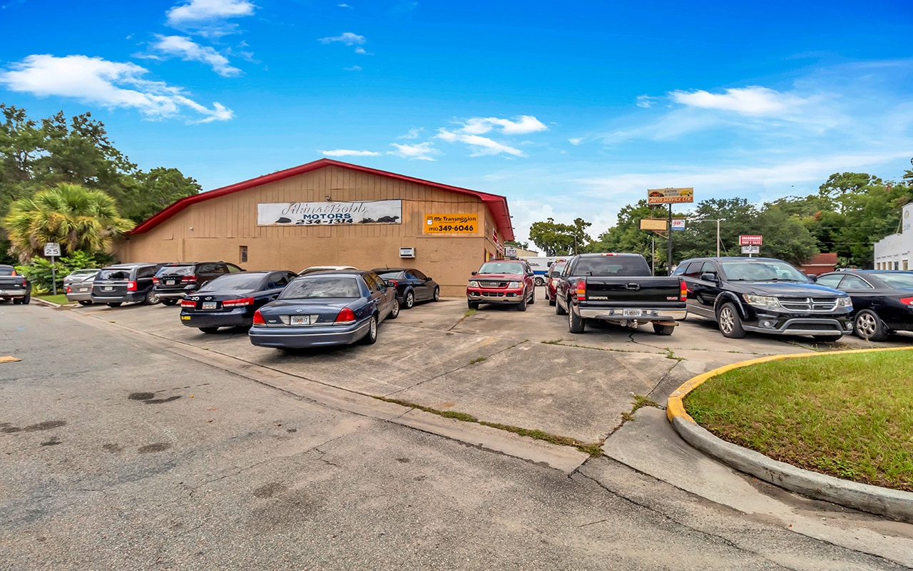 2309 Skidaway Rd, Savannah, GA for lease Building Photo- Image 1 of 34