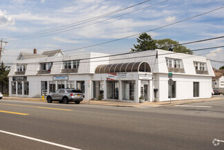 More details for 99-105 W Hoffman Ave, Lindenhurst, NY - Retail for Sale