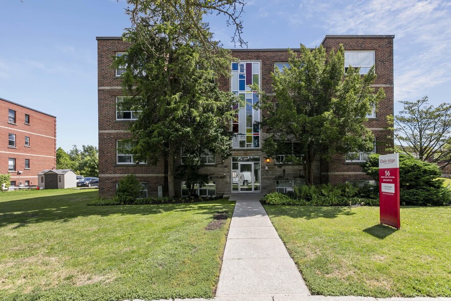 56 S Forster Park Dr, Oakville, ON for sale - Building Photo - Image 1 of 3
