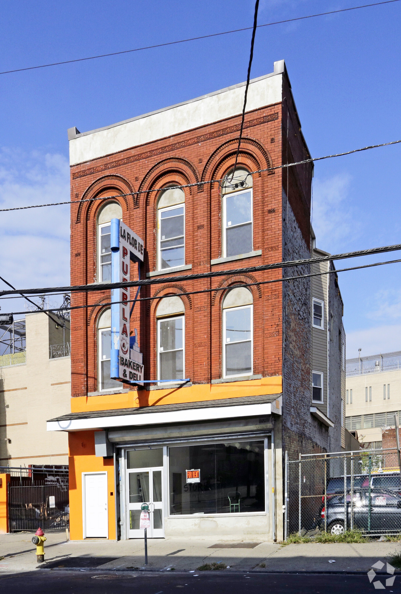 351 Grand St, Paterson, NJ à vendre Photo principale- Image 1 de 1