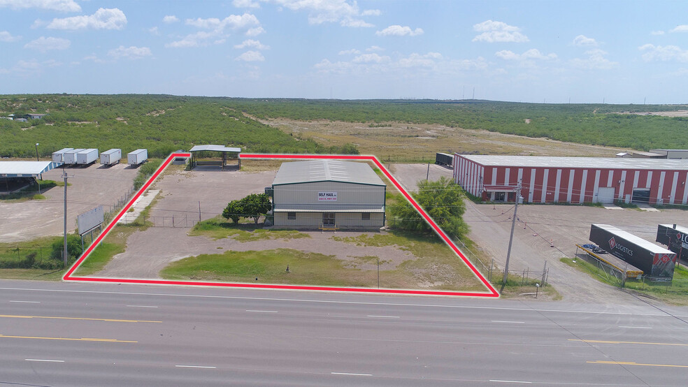 6483 State Highway 359, Laredo, TX à vendre - Photo du bâtiment - Image 1 de 1