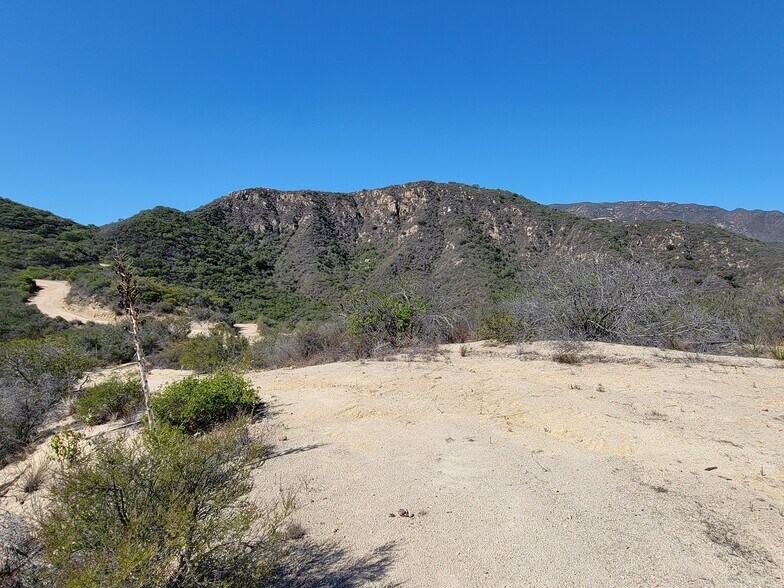 0000 DeLuz, Fallbrook, CA for sale - Primary Photo - Image 1 of 2
