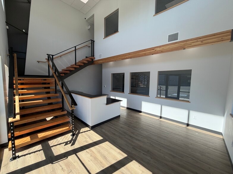 3830 Olympic Ave, Spokane, WA for lease - Interior Photo - Image 3 of 15
