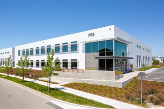 2115 North Loop Rd, Alameda, CA for lease Building Photo- Image 1 of 6