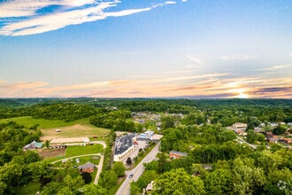 833 Harrison City Rd, Trafford, PA - Aérien  Vue de la carte