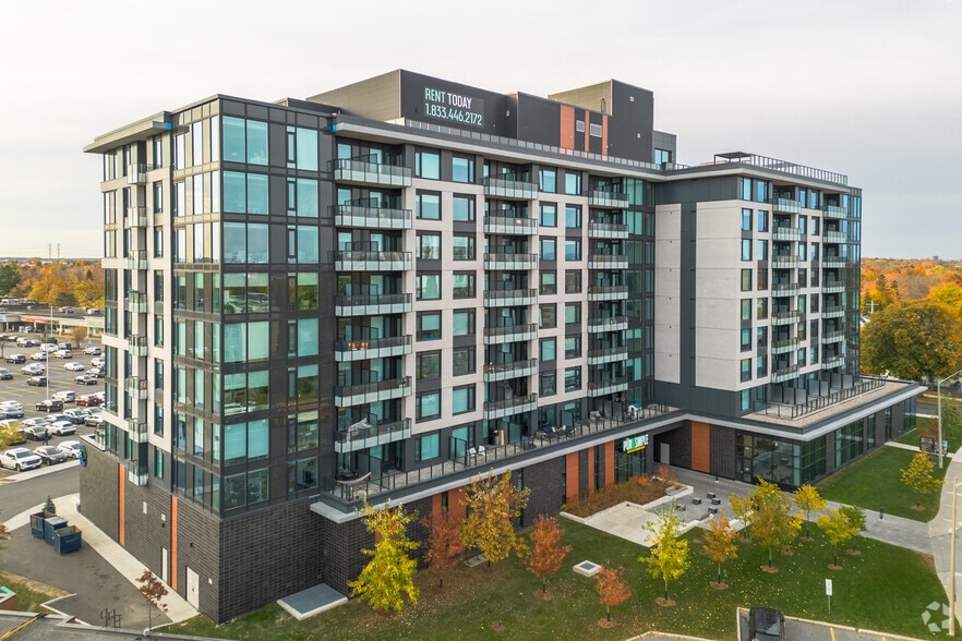 964 Smyth Rd, Ottawa, ON for sale - Primary Photo - Image 1 of 1