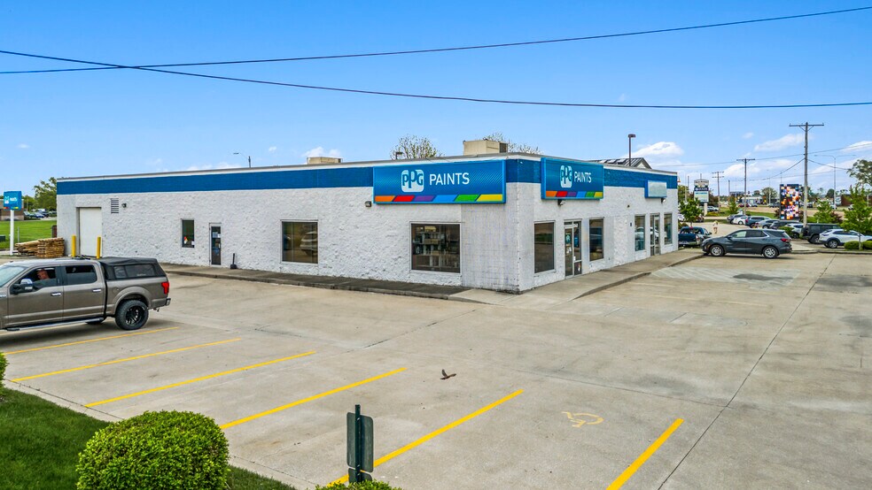 3040 S 6th St, Springfield, IL for sale - Building Photo - Image 2 of 5