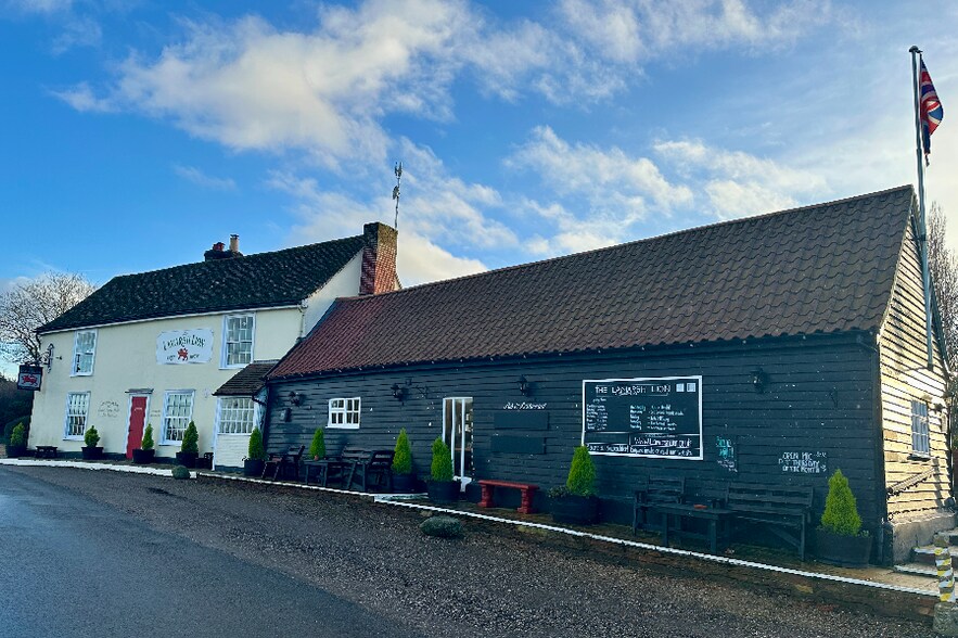 Bures Rd, Bures à louer - Photo principale - Image 1 de 4