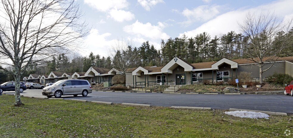 10 Buist Rd, Milford, PA à louer - Photo du bâtiment - Image 3 de 4