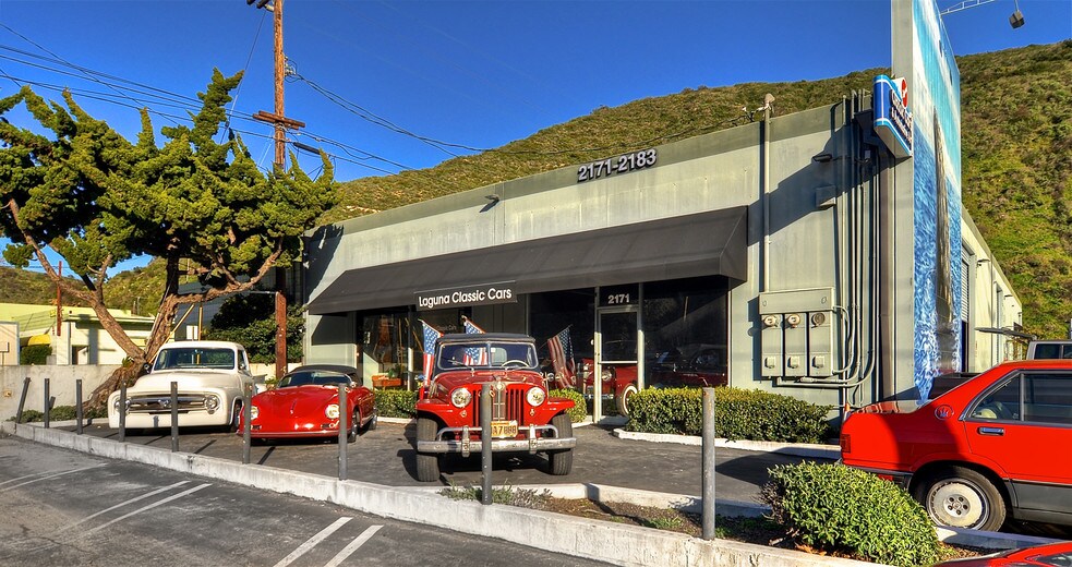 2171-2183 Laguna Canyon Rd, Laguna Beach, CA à louer - Photo du bâtiment - Image 2 de 9