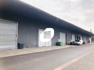 Plus de détails pour Local d'activités à louer