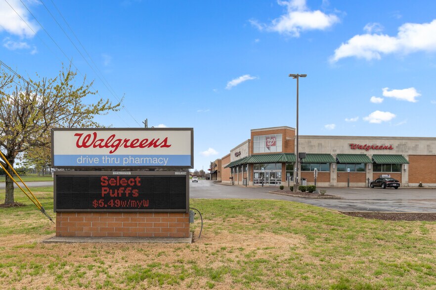 806 Nissan Dr, Smyrna, TN à vendre - Photo du bâtiment - Image 2 de 6
