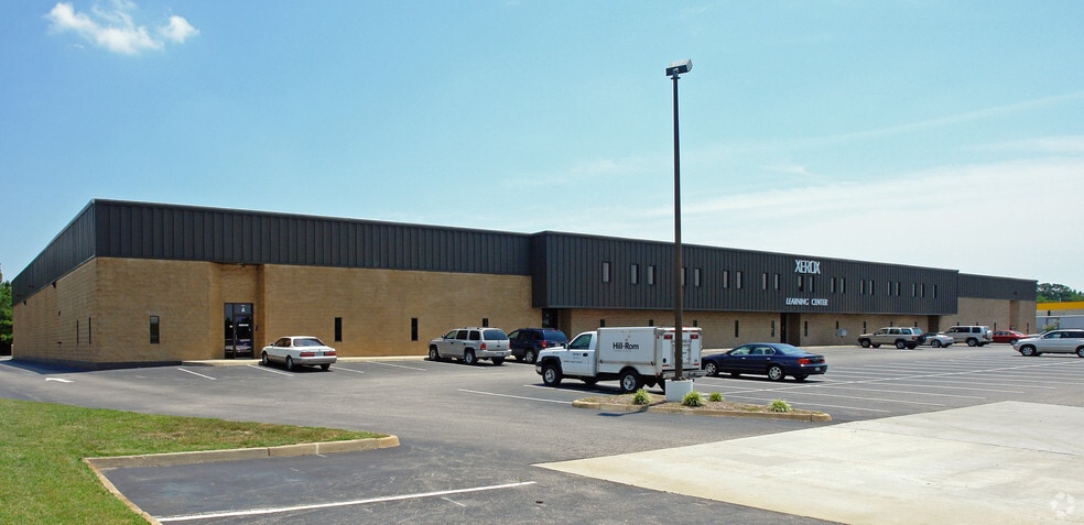 4855 Brookside Ct, Norfolk, VA for lease - Primary Photo - Image 1 of 7