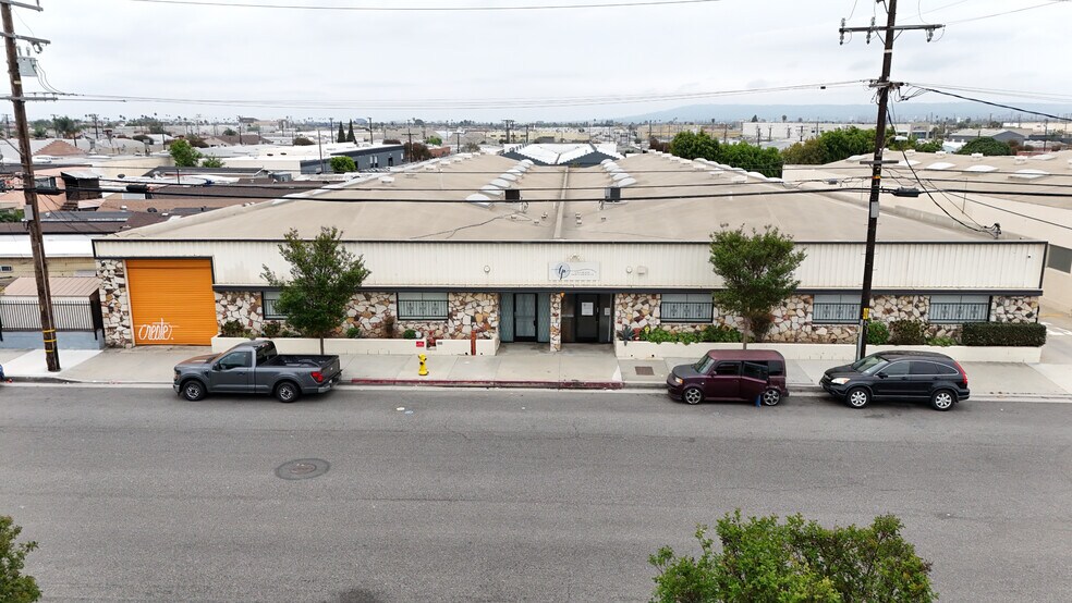 1630 W 132nd St, Gardena, CA à louer - Photo du bâtiment - Image 2 de 6