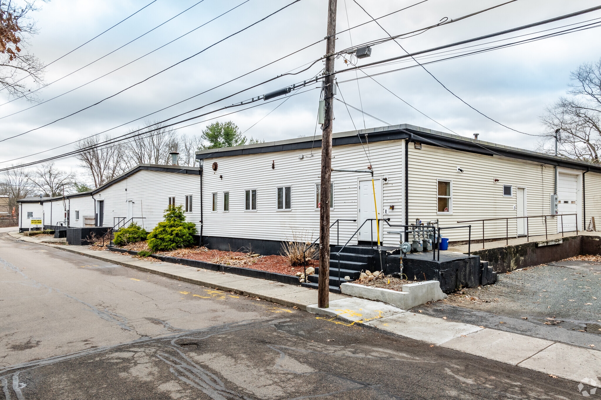 131 Fisher St, Franklin, MA for lease Building Photo- Image 1 of 7