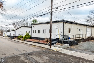 Plus de détails pour 131 Fisher St, Franklin, MA - Industriel à louer