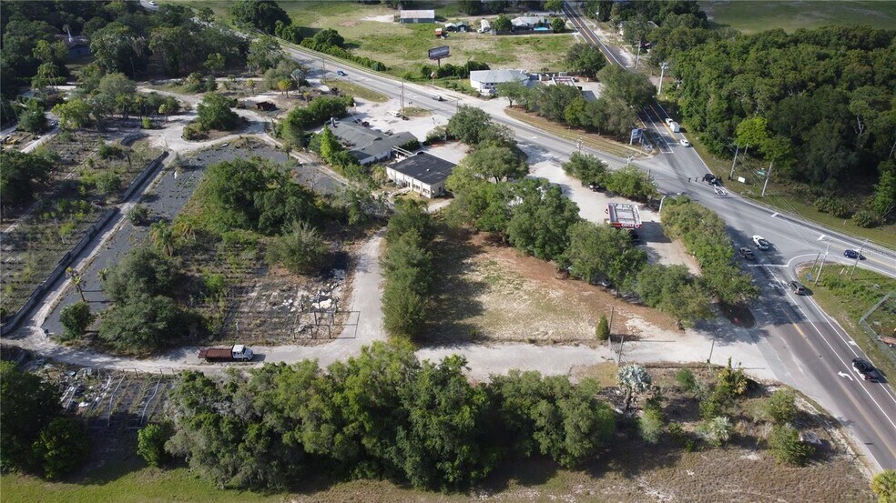 145 W State Road 46, Geneva, FL à vendre - Photo du bâtiment - Image 2 de 30