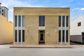 Plus de détails pour 117 Majorca Ave, Coral Gables, FL - Bureau à vendre