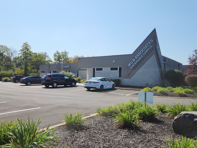 100 Gaither Dr, Mount Laurel, NJ for lease - Building Photo - Image 1 of 22