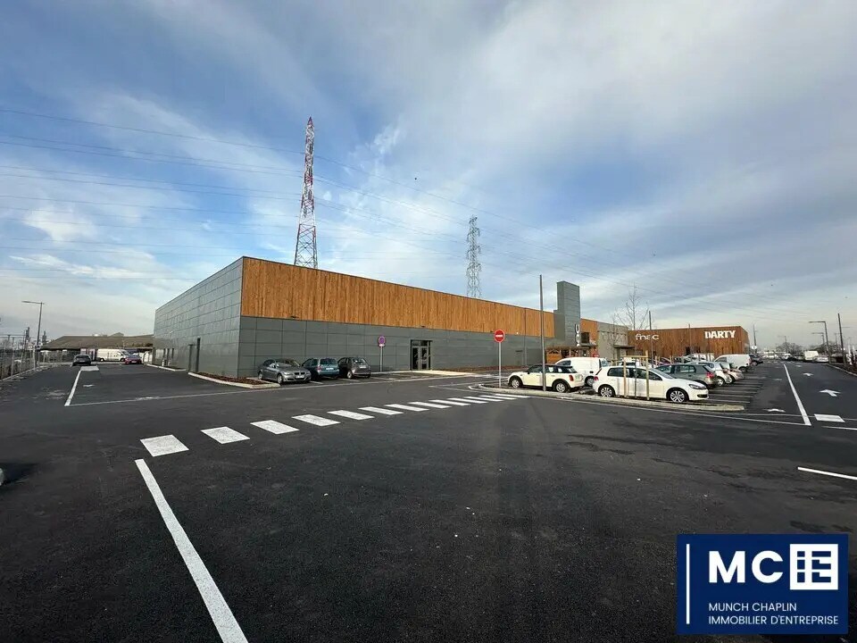 Retail in Lampertheim for lease Building Photo- Image 1 of 6