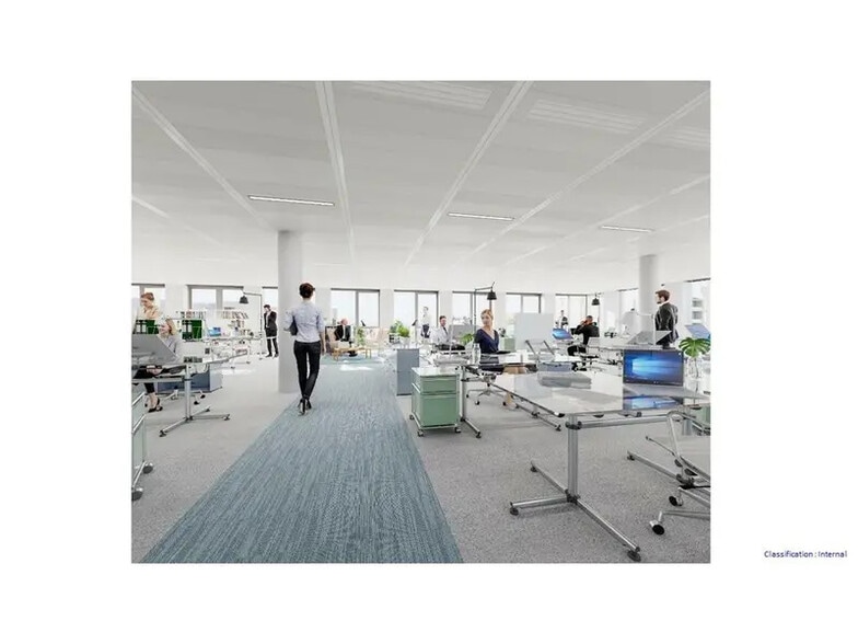 2 Avenue De La Gare, Montigny-le-Bretonneux for lease - Building Photo - Image 2 of 7