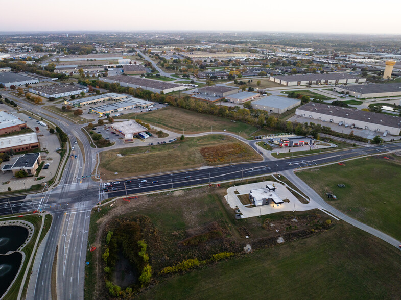 10900 Meredith Dr, Urbandale, IA for sale - Building Photo - Image 3 of 10