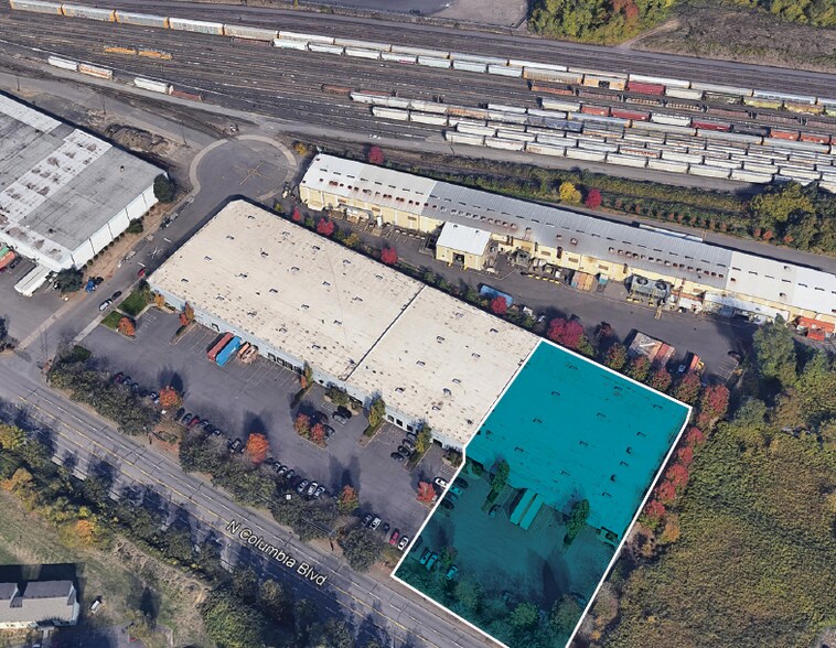 8421-8541 N Columbia Blvd, Portland, OR à louer - Photo du bâtiment - Image 2 de 2