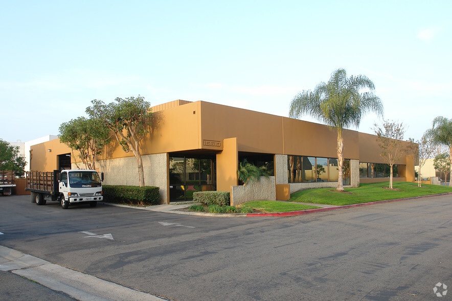 16620 Aston St, Irvine, CA for sale - Building Photo - Image 2 of 6