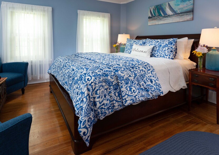 15 Locke St, Kennebunkport, ME à vendre - Photo du bâtiment - Image 3 de 23