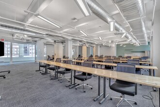 112 N Central Ave, Phoenix, AZ à louer Photo du bâtiment- Image 2 de 14