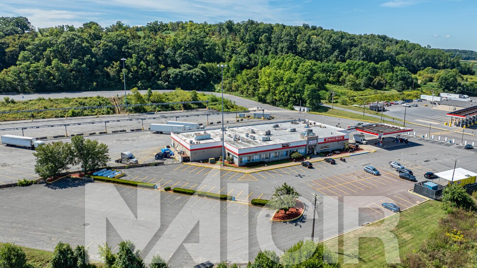 1460 N Ridge Rd, Milton, PA à louer - Photo du bâtiment - Image 2 de 2