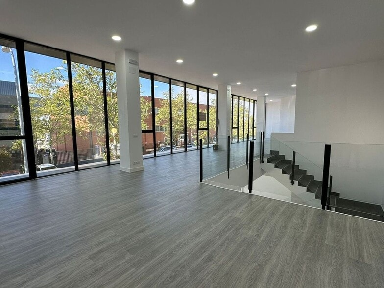 Industrial in Boadilla del Monte, Madrid for sale - Interior Photo - Image 3 of 10